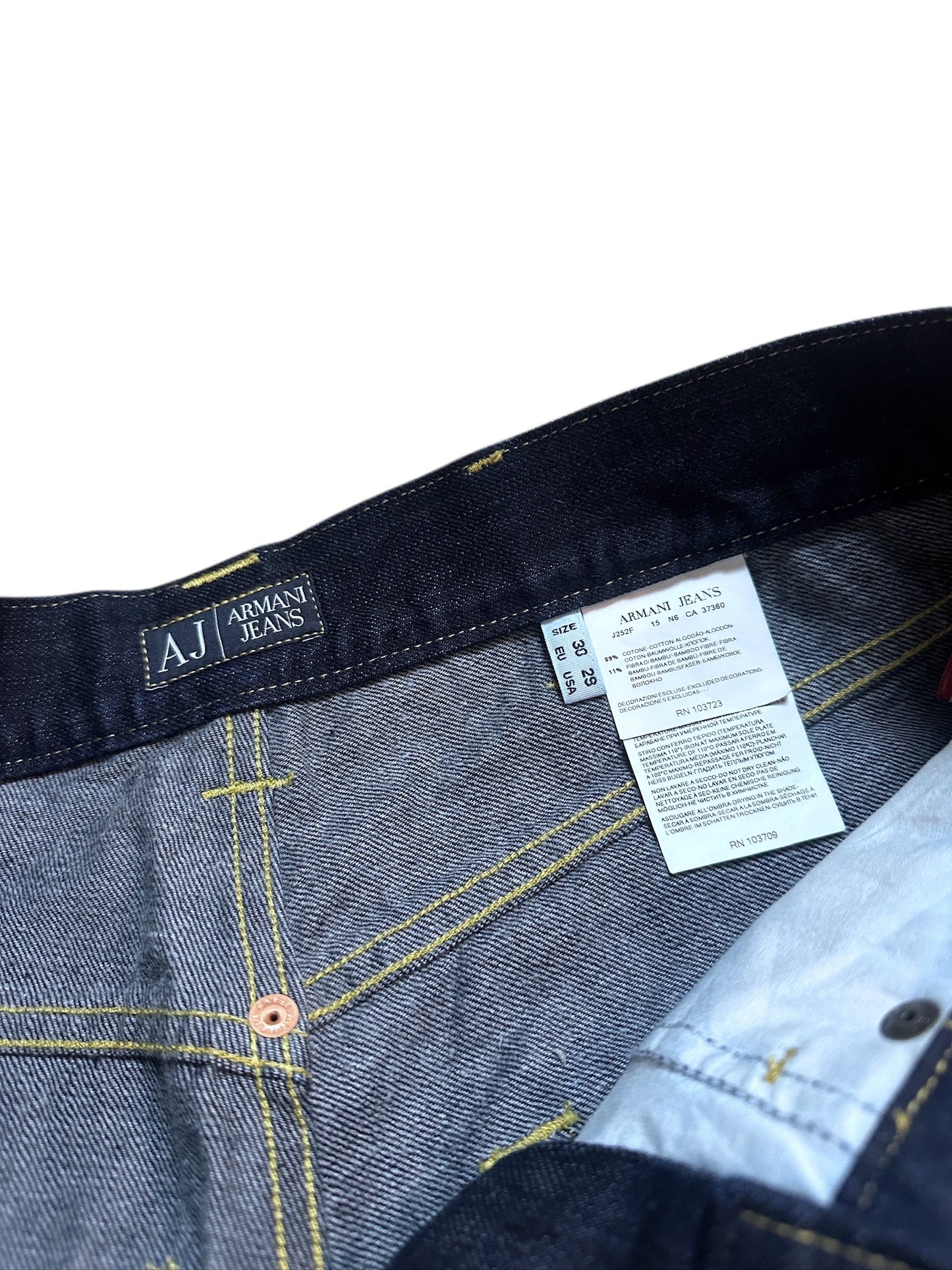 Armani Jeans Vintage Raw Denim Blau Jeanshose Hose Größe 30