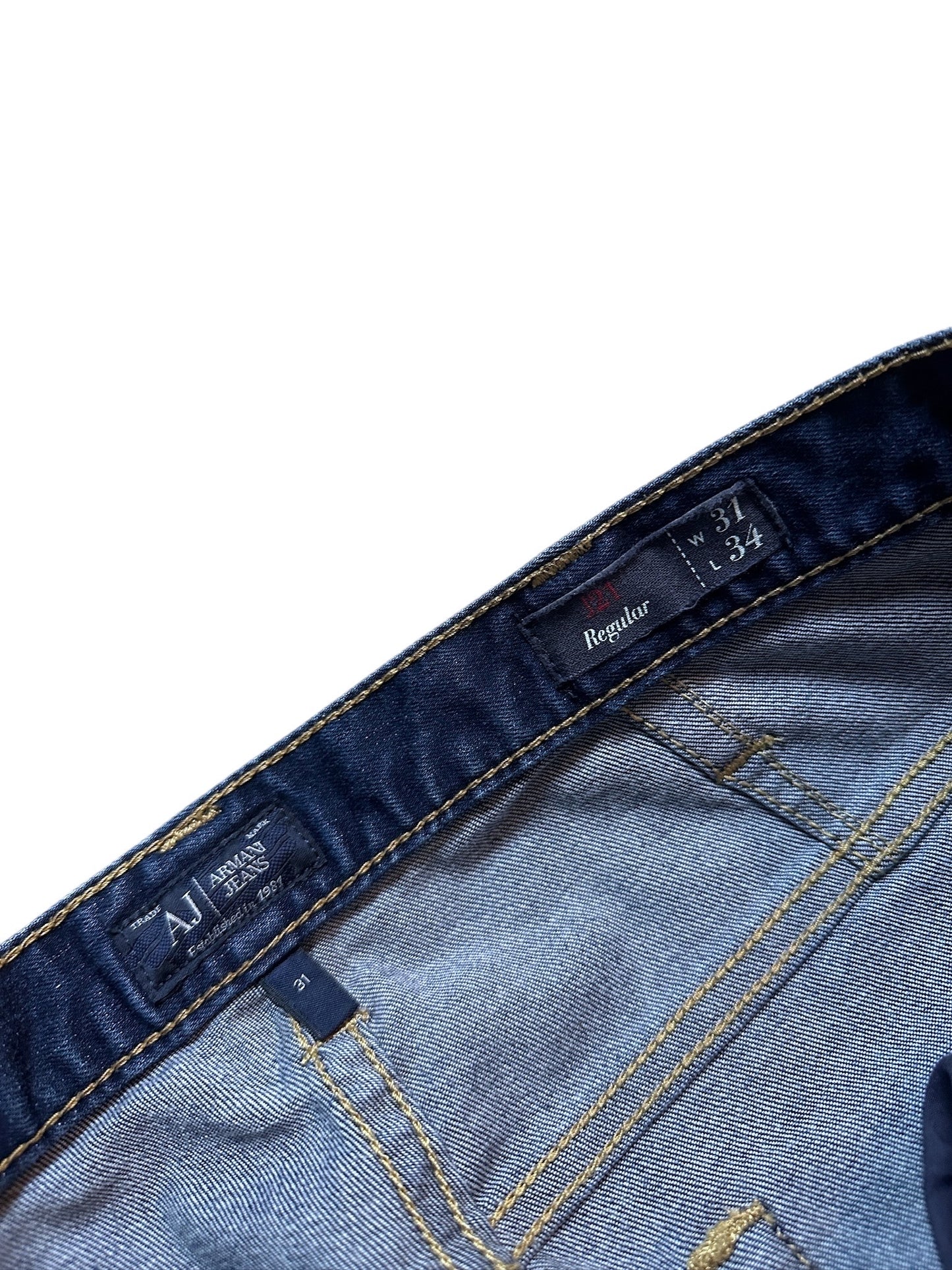 {{Armani Jeans Blau Vintage Denim W31 Baggy Leg Logo Patch Denim Style}} vintage fashion.