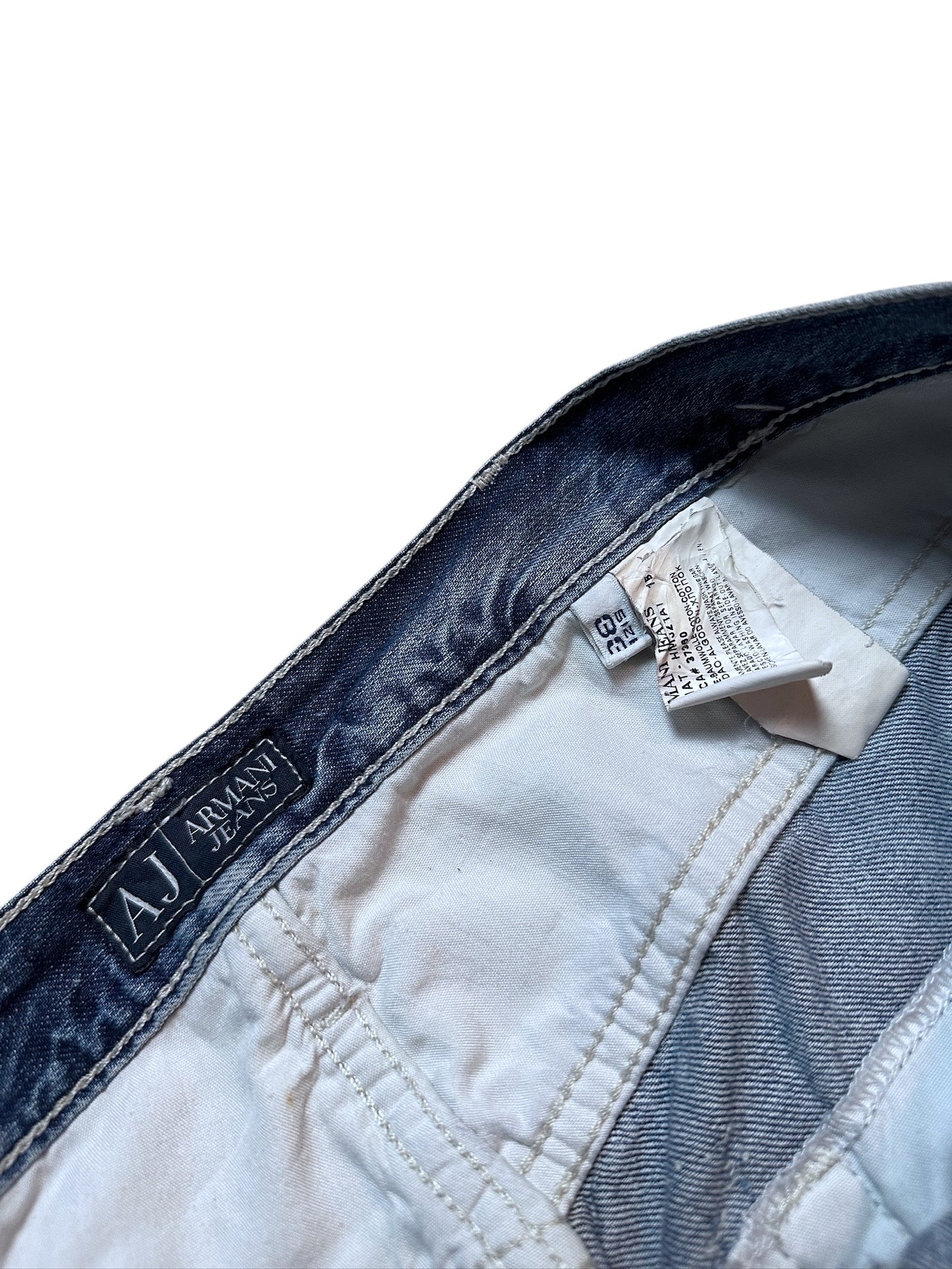 {{Armani Jeans Blau Vintage W33 Denim Pants Baggy Leg Logo Patch Vintage Style}} vintage fashion.