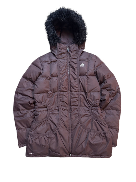 Nike ACG Felljacke mit Daunen Warme Winterjacke Taillierte Jacke M