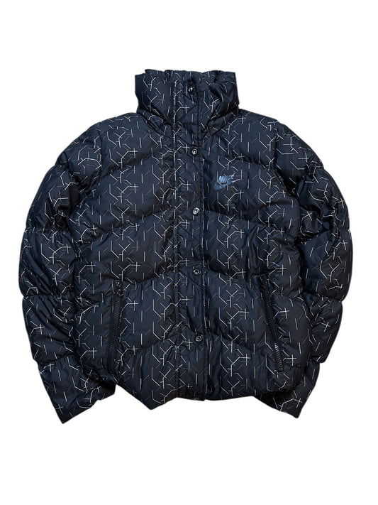 Nike Vintage Schwarze Puffer Daunen Winterjacke mit weißem Muster S