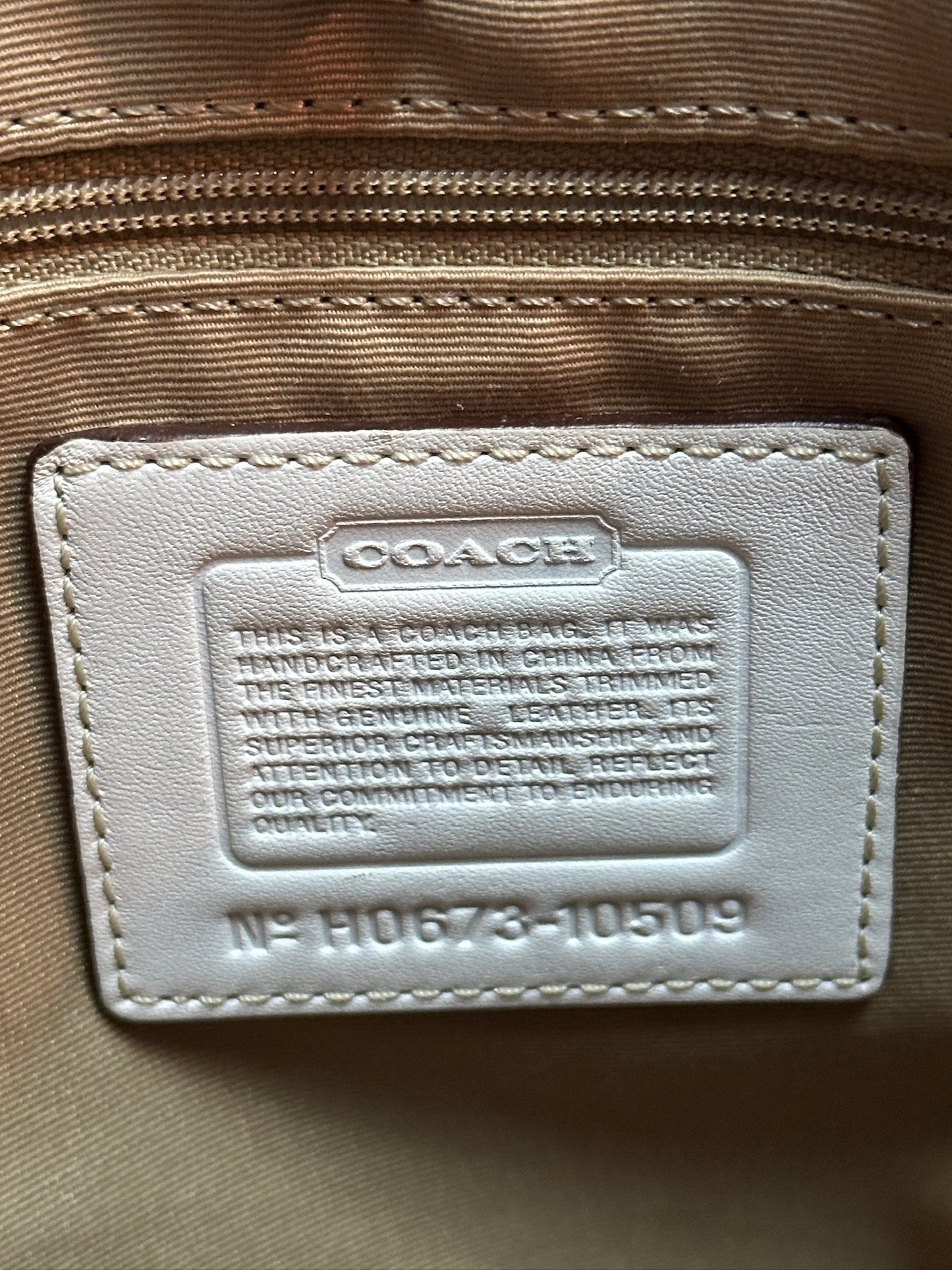 COACH Signature Canvas Tote Bag Weiß Leather Trim