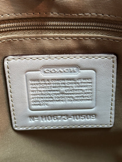 COACH Signature Canvas Tote Bag Weiß Leather Trim