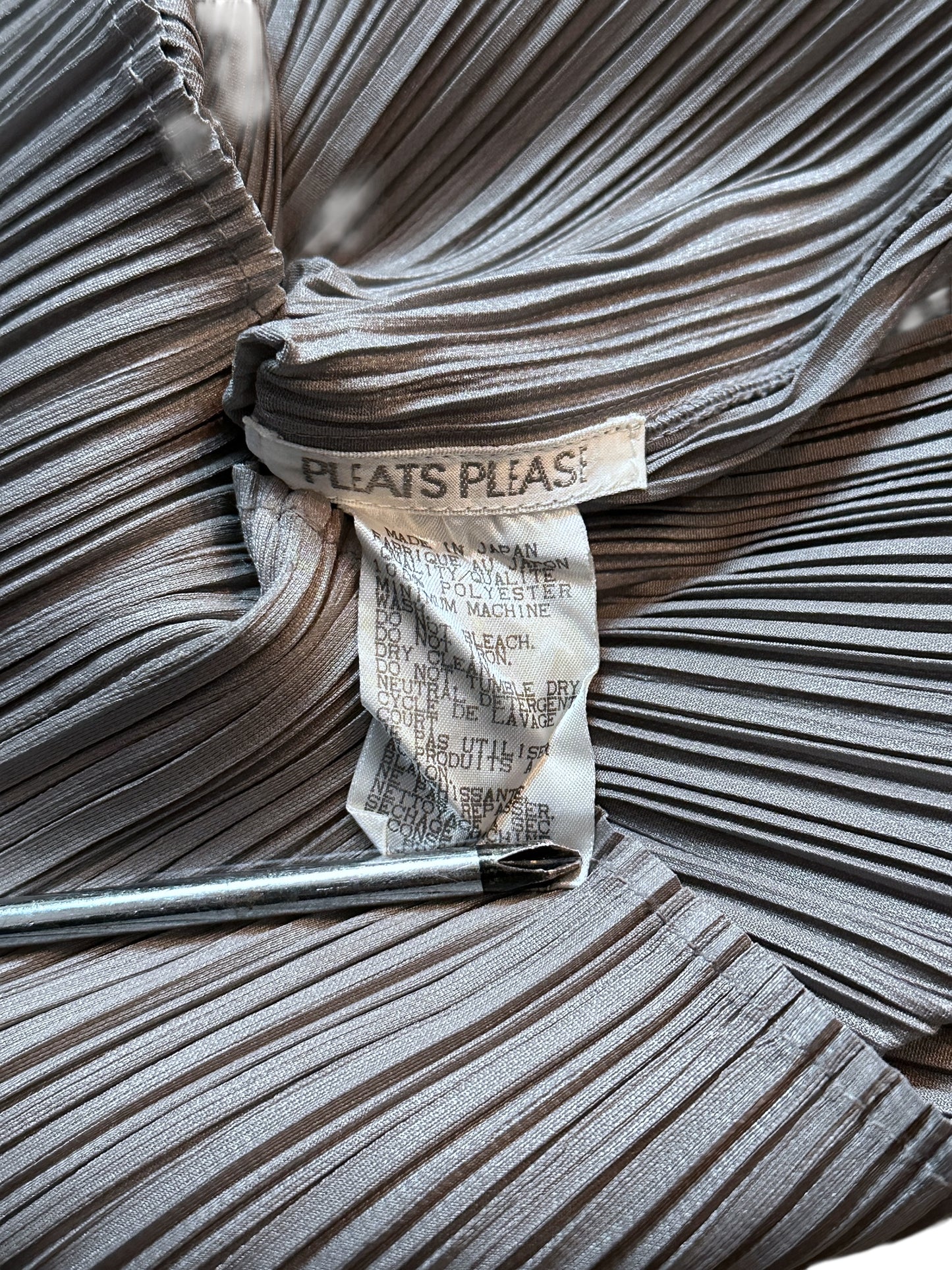 Issey Miyake Pleats Please Pleated Top Stretch Grau Gr. 3